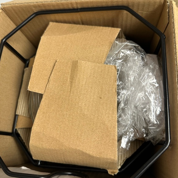 Hamburg Octagonal Glass Beverage
Dispenser With Black Metal Stand 1.5 Gallon New - Picture 3 of 4